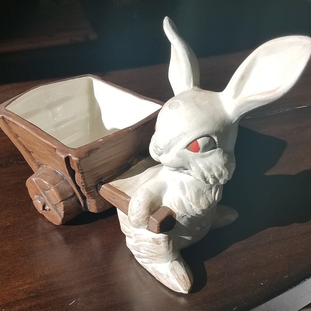 1965 Anthropomorphic Bunny Planter